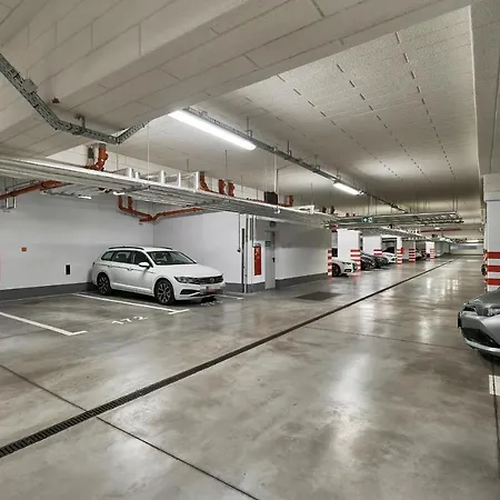 Exclusive Teczowa With Underground Parking By Renters * Wroclaw