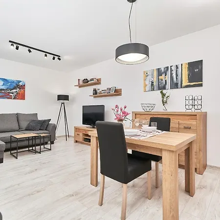 Apartment Exclusive Teczowa With Underground Parking By Renters