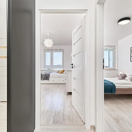 Exclusive Teczowa With Underground Parking By Renters Apartment Wroclaw