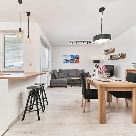 Exclusive Teczowa With Underground Parking By Renters Apartment *