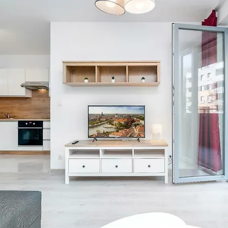 Apartment Exclusive Teczowa With Underground Parking By Renters Wroclaw