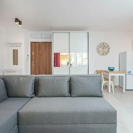 Exclusive Teczowa With Underground Parking By Renters Apartment Wroclaw