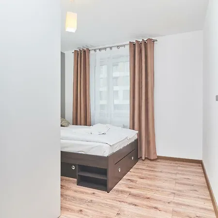 Exclusive Teczowa With Underground Parking By Renters Apartment Wroclaw