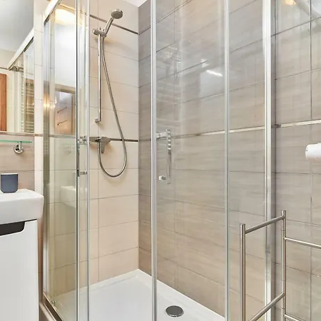 Exclusive Teczowa With Underground Parking By Renters Apartment