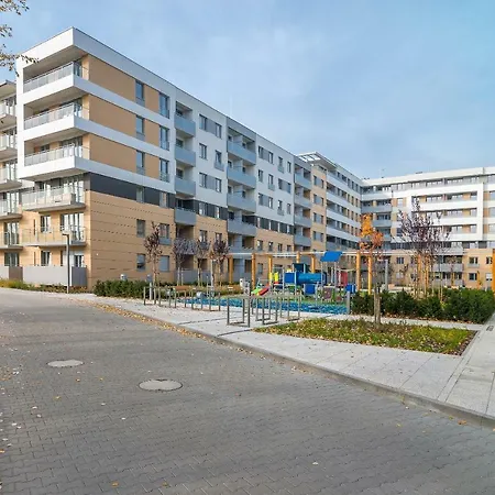 Exclusive Teczowa With Underground Parking By Renters Wrocław