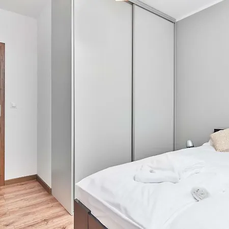 Exclusive Teczowa With Underground Parking By Renters * Wrocław