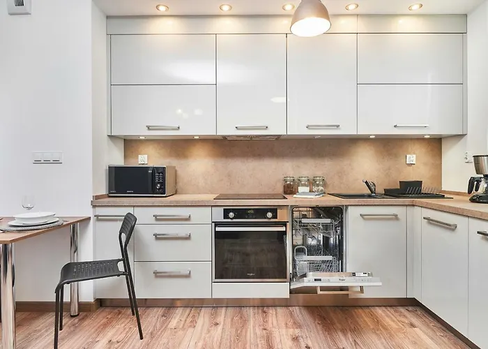 Exclusive Teczowa With Underground Parking By Renters Βρότσλαβ