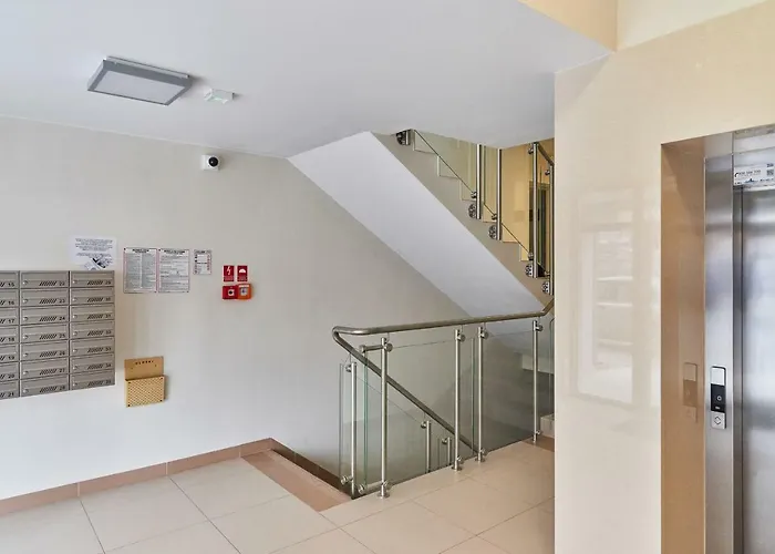 Exclusive Teczowa With Underground Parking By Renters Διαμέρισμα *