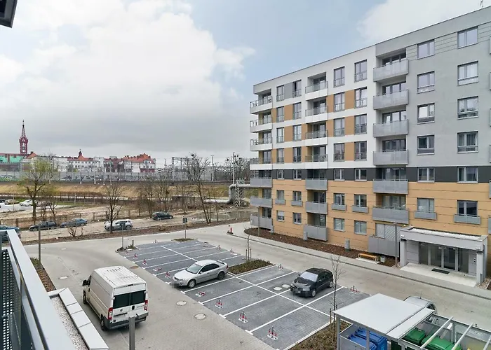 Exclusive Teczowa With Underground Parking By Renters Βρότσλαβ